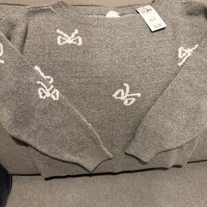 Abercrombie Kids Bow Sweater- Brand new w/tags Size 11-12